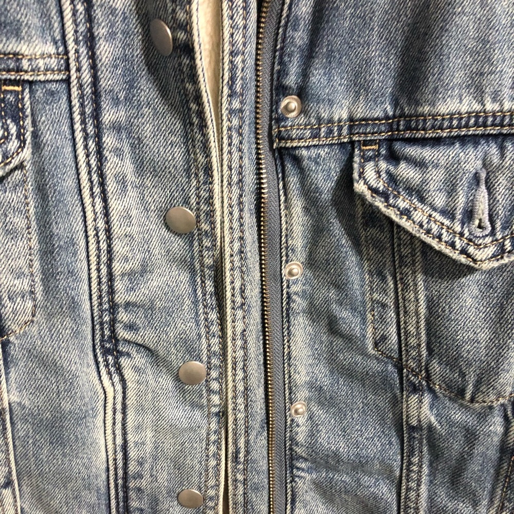 Faux Fur Lined Jean Jacket from American Eagle - Picture 6 of 15